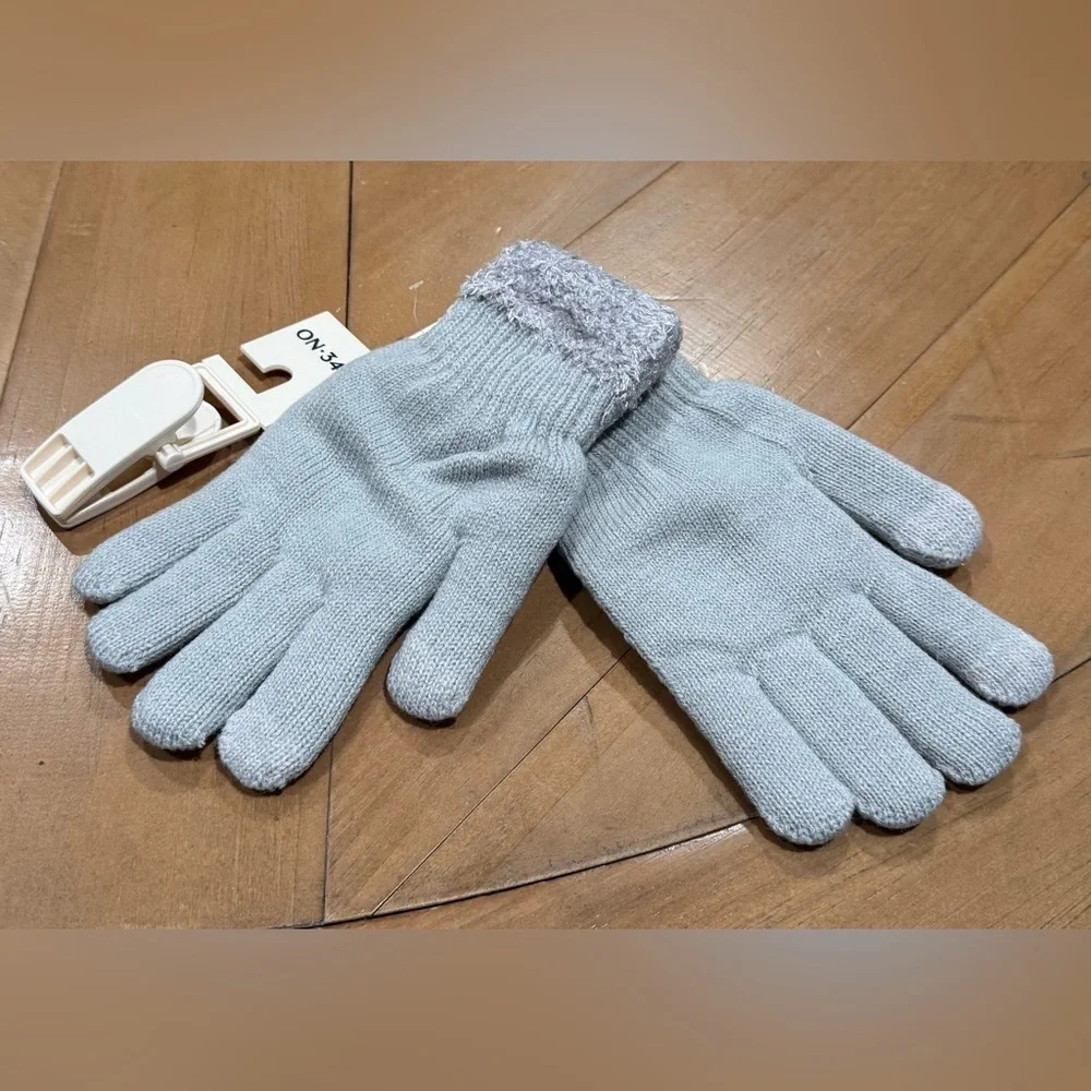 Women’s rib stitch fuzzy cuff gloves